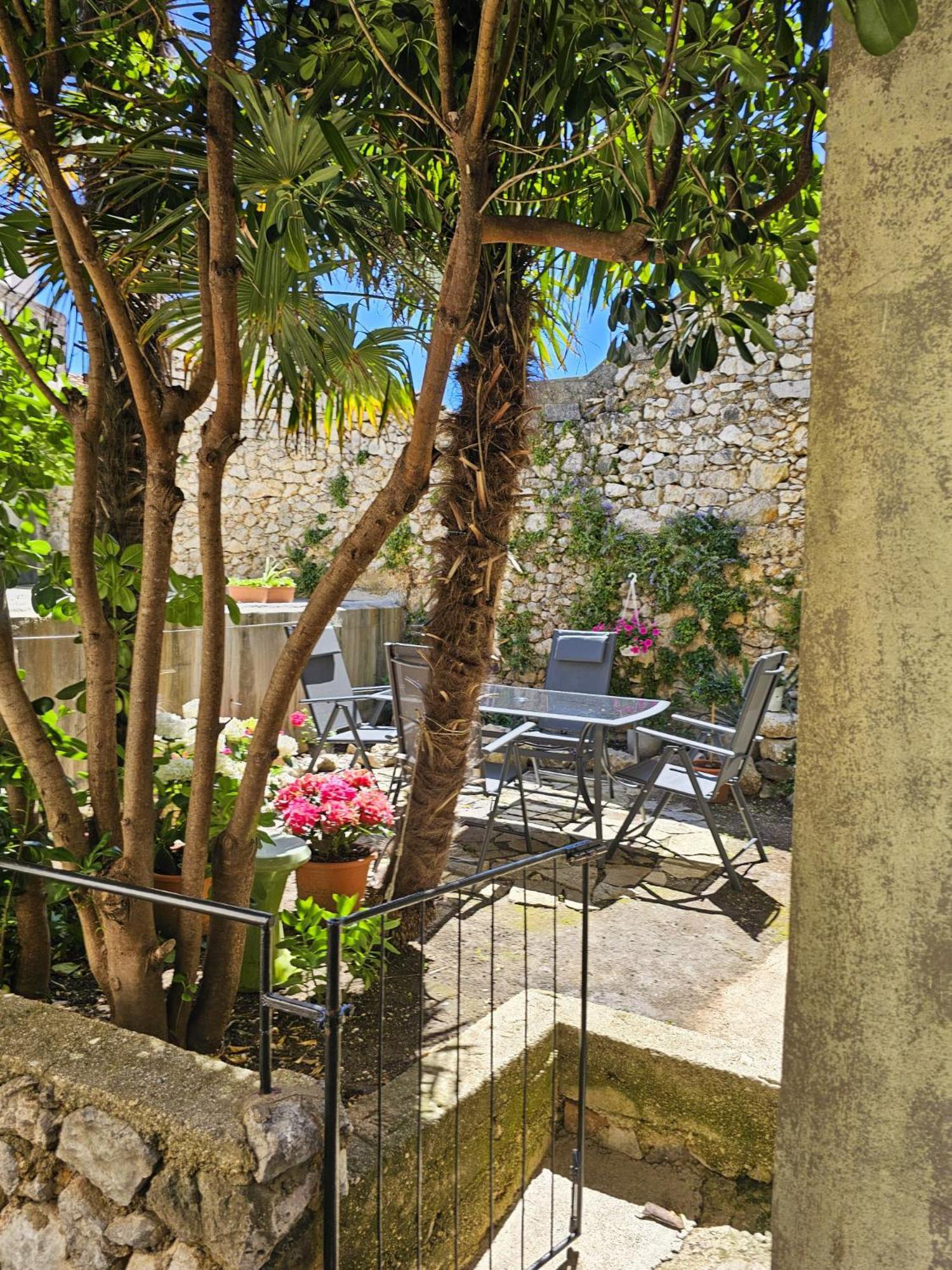 Forever Oasis Vrbnik Extérieur photo