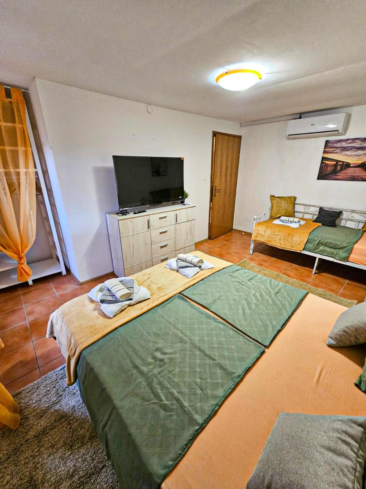 Forever Oasis Vrbnik Extérieur photo